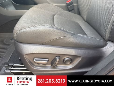 Used 2024 Toyota bZ4X XLE image 11