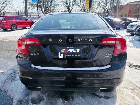 Used 2015 Volvo S60 T5 Premier w/ Convenience Package image 7