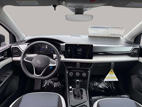 New 2025 Volkswagen Taos S image 9