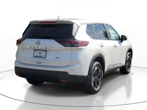 New 2026 Nissan Rogue SV image 4