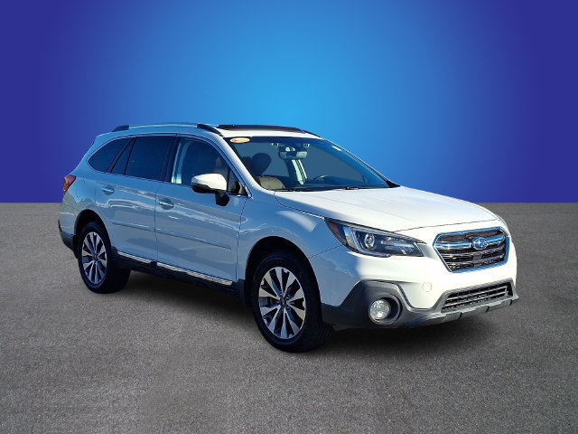Used 2019 Subaru Outback 2.5i Touring AWD/4WD image 3