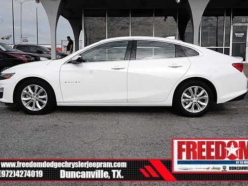 Used 2024 Chevrolet Malibu LT FWD image 2