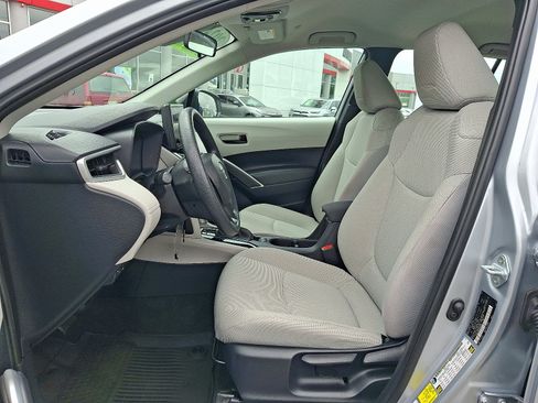Used 2024 Toyota Corolla Cross L FWD image 14