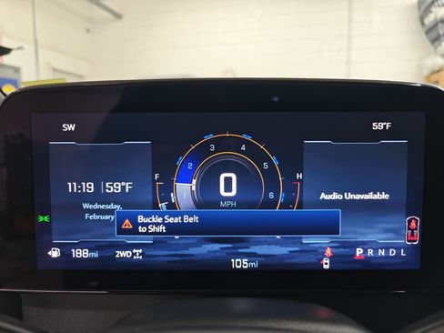 Used 2025 Chevrolet Traverse LT w/ Midnight/Sport Edition image 17