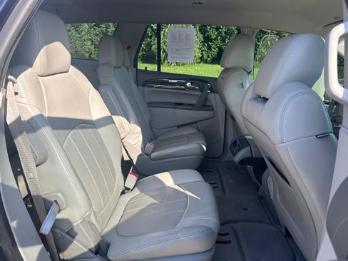 Used 2015 Buick Enclave Leather FWD image 22