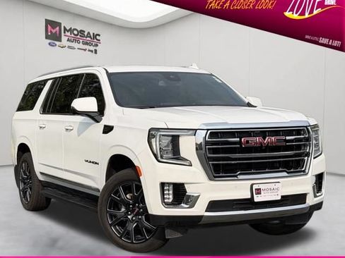 Used 2023 GMC Yukon XL SLT w/ SLT Luxury Package AWD/4WD image 1