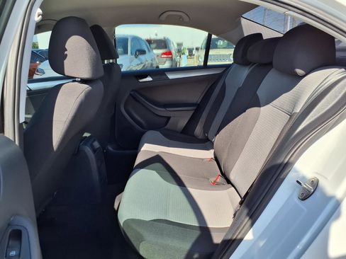 Used 2018 Volkswagen Jetta S FWD image 18