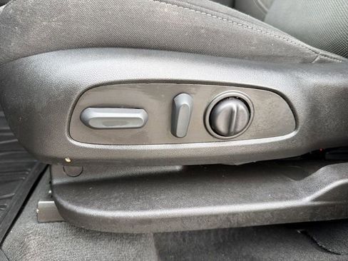 Certified 2023 Chevrolet Traverse LT image 14