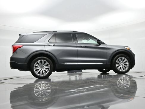 Certified 2023 Ford Explorer Limited w/ Equipment Group 301A AWD/4WD image 23