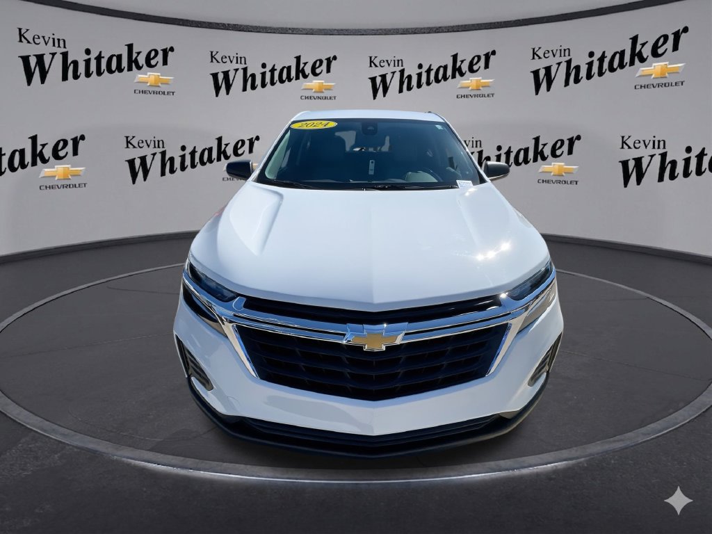 Certified 2024 Chevrolet Equinox LS w/ LS Convenience Package FWD image 3