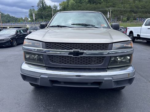 Used 2005 Chevrolet Colorado 4x4 Regular Cab image 2
