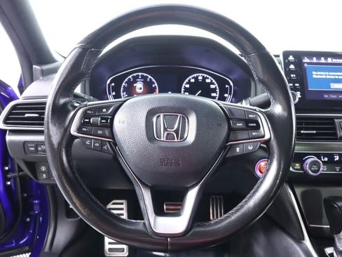 Used 2018 Honda Accord Sport image 12