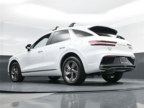 New 2026 Genesis GV70 2.5T image 12