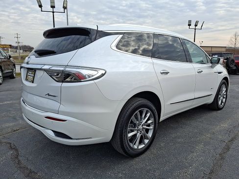 Certified 2024 Buick Enclave Avenir w/ Avenir Technology Package image 7