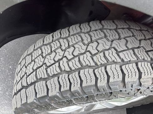 Used 2019 Hyundai Santa Fe SE AWD/4WD image 26