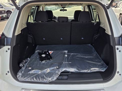 New 2026 Nissan Rogue SV FWD image 9