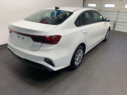 Used 2024 Kia Forte LX image 2