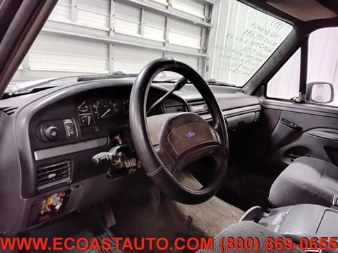 Used 1993 Ford Bronco Custom image 11