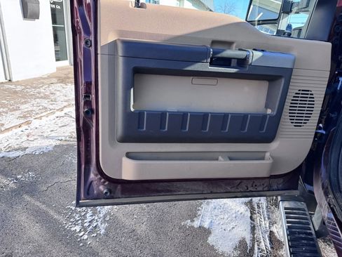 Used 2015 Ford F350 Lariat w/ Chrome Package image 22