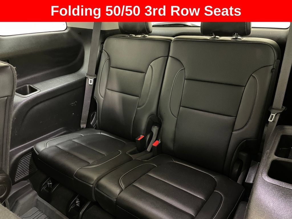 Used 2023 GMC Acadia SLT w/ Technology Package AWD/4WD image 15