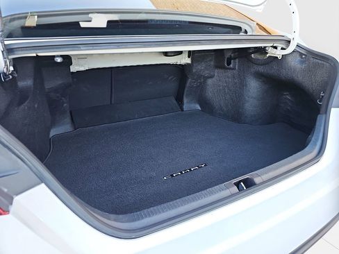 Certified 2025 Toyota Camry LE image 21
