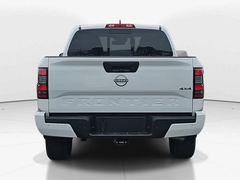 Used 2025 Nissan Frontier SV w/ SV Convenience Package image 6