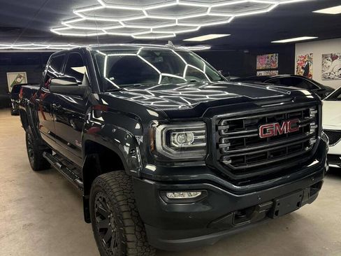 Used 2017 GMC Sierra 1500 SLT image 3