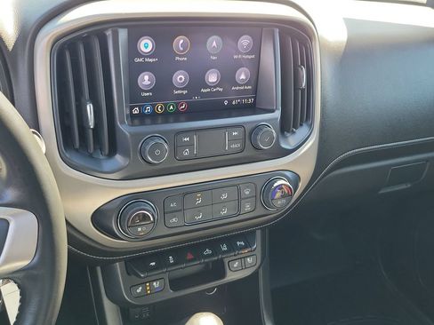 Used 2022 GMC Canyon Denali w/ Denali Black Edition Package AWD/4WD image 13