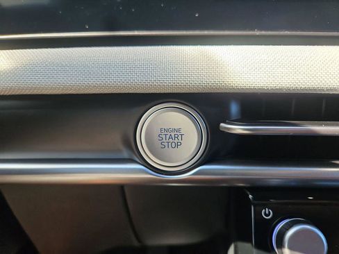 New 2025 Hyundai Santa Cruz Limited image 13