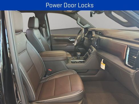 New 2025 GMC Sierra 1500 Denali w/ Technology Package AWD/4WD image 21