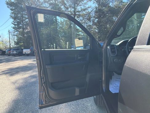 New 2026 RAM 2500 Tradesman AWD/4WD image 16
