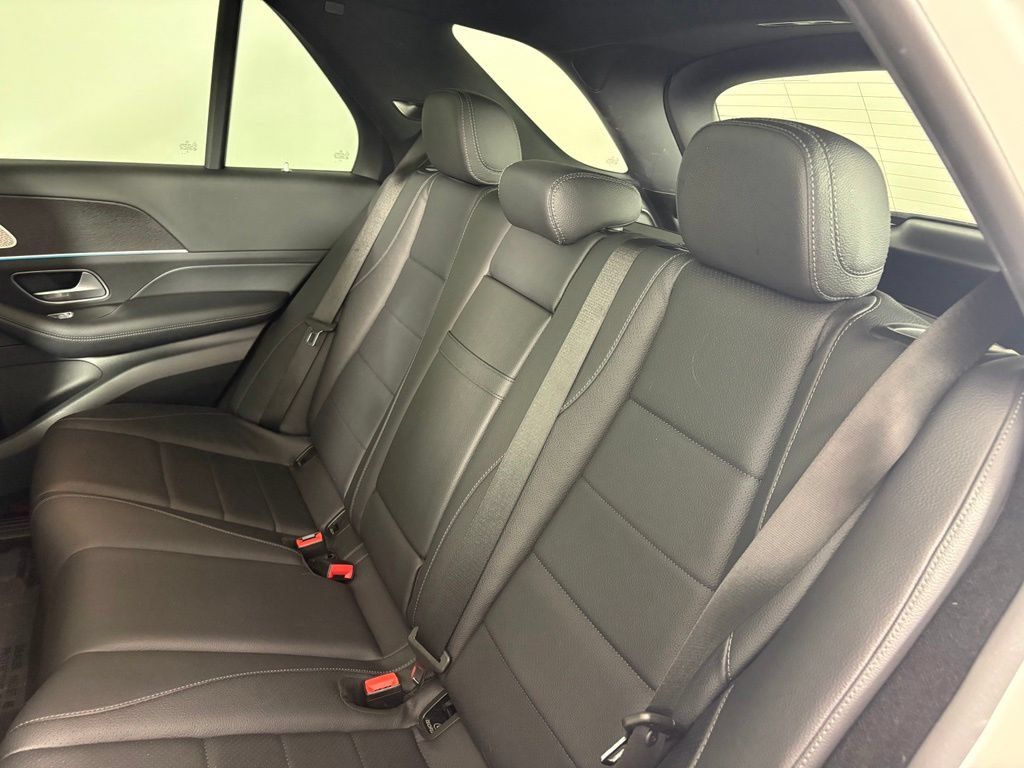 Used 2021 Mercedes-Benz GLE 350 4MATIC image 24