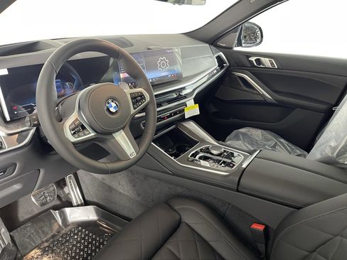 New 2026 BMW X6 xDrive40i w/ Climate Comfort Package image 11