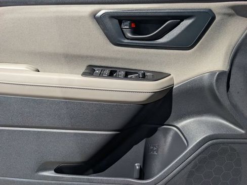 Certified 2026 Subaru Forester AWD/4WD image 17