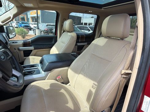 Used 2015 Ford F150 Lariat w/ Equipment Group 502A Luxury image 17