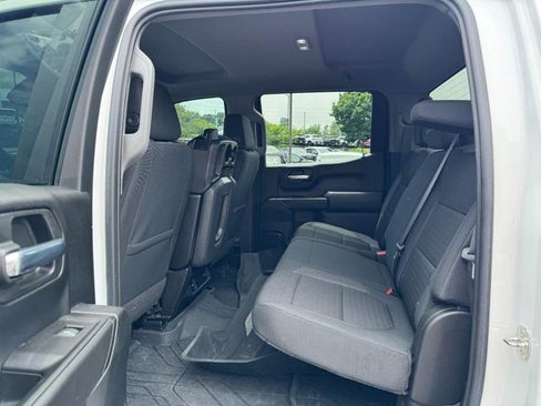 Used 2022 Chevrolet Silverado 1500 Custom w/ Safety Confidence Package RWD image 10