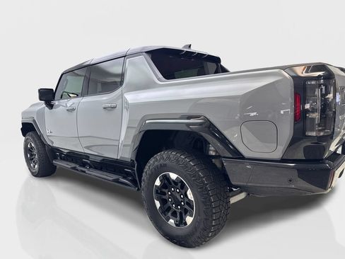 Used 2024 GMC Hummer EV 2X w/ Extreme Off-Road Package AWD/4WD image 14