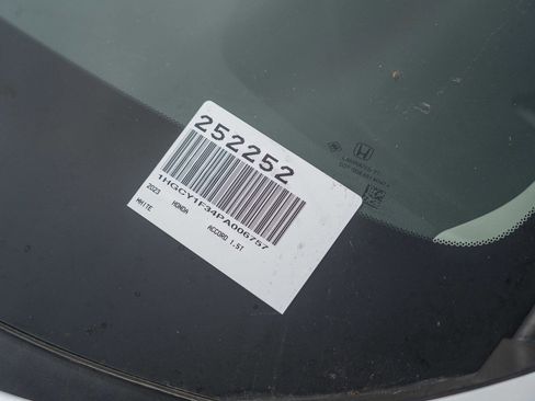 Used 2023 Honda Accord EX image 17