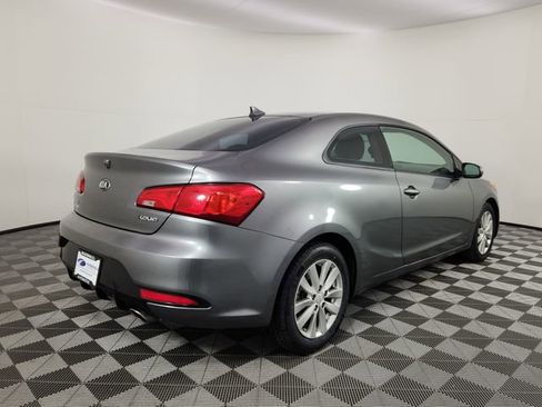 Used 2016 Kia Forte Koup EX image 5