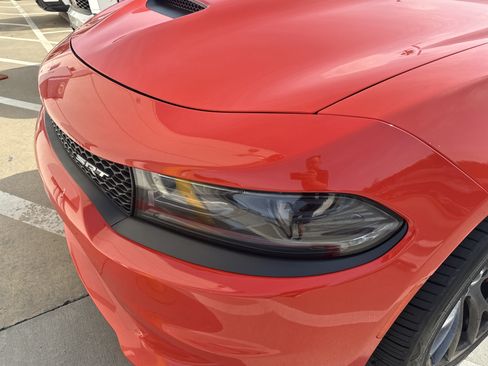 Used 2016 Dodge Charger SRT w/ Harman/Kardon Audio Group RWD image 6