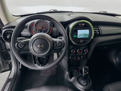 Used 2021 MINI Cooper 2-Door Hardtop w/ Storage Package image 22