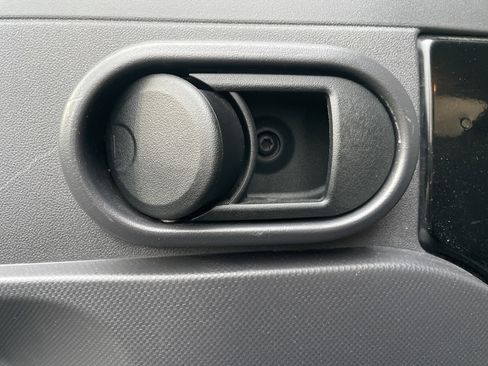 Used 2007 Jeep Wrangler Unlimited Sahara image 26