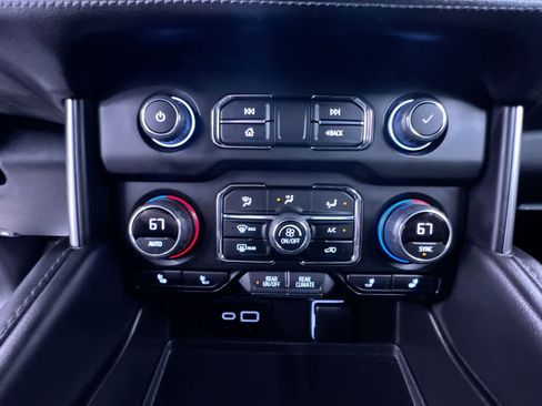 Used 2022 Chevrolet Tahoe LT AWD/4WD image 29