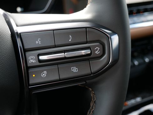 New 2026 GMC Canyon AT4 w/ Technology Plus Package image 23