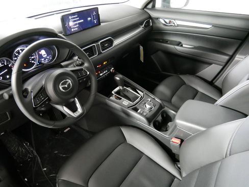 New 2025 MAZDA CX-5 AWD 2.5 S w/ Select Package image 4