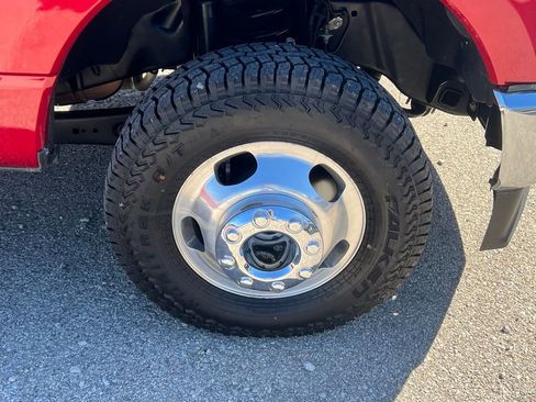Used 2024 Ford F350 Lariat AWD/4WD image 10