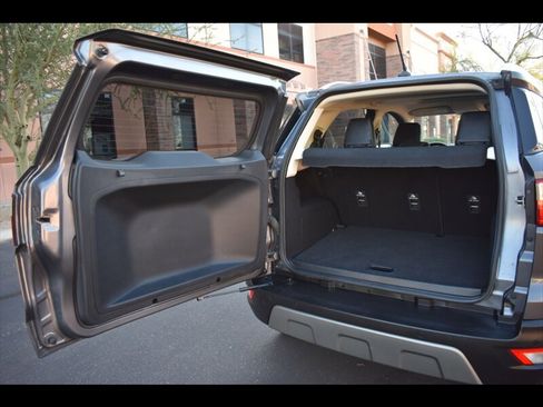 Used 2021 Ford EcoSport Titanium image 22