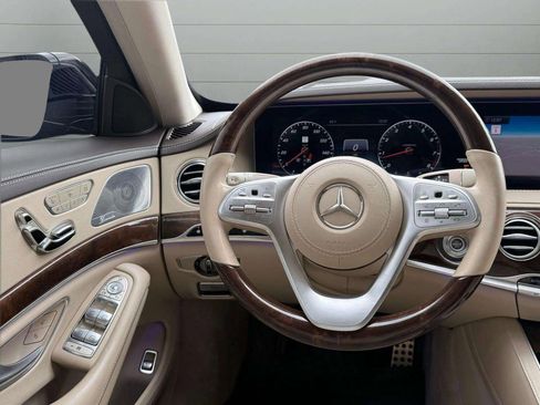 Used 2019 Mercedes-Benz S 560 4MATIC Sedan image 36
