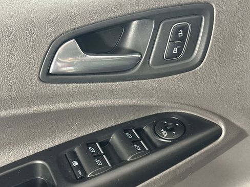 Used 2019 Ford Transit Connect XLT w/ Driver-Assist Package image 17