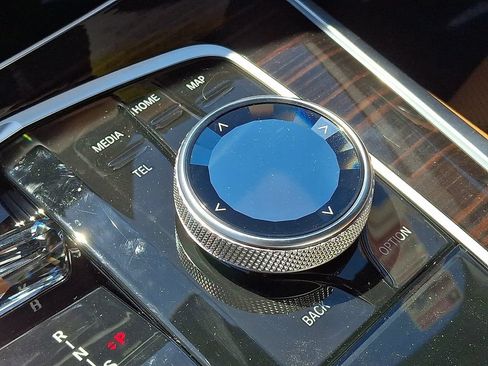 New 2026 BMW X5 xDrive40i AWD/4WD image 14